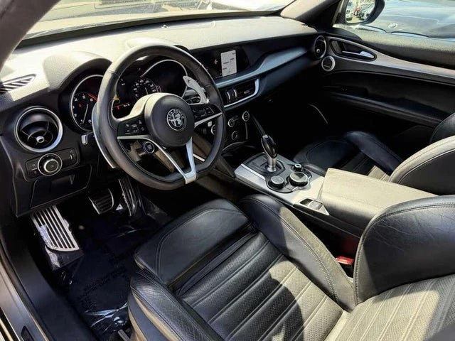 2018 Alfa Romeo Stelvio - Image 9 of 20