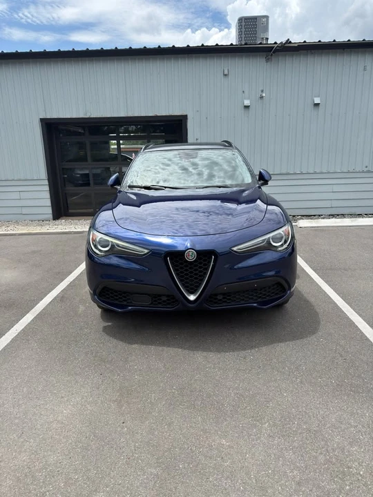 2018 Alfa Romeo Giulia - Image 2 of 18