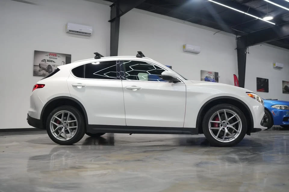 2018 Alfa Romeo Stelvio - Image 9 of 19