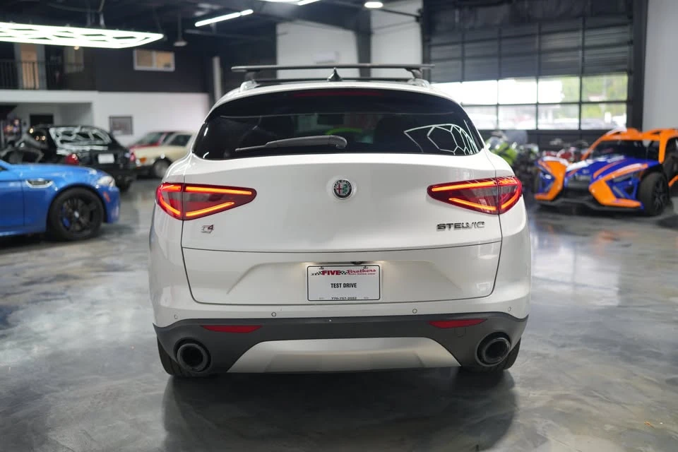 2018 Alfa Romeo Stelvio - Image 12 of 19