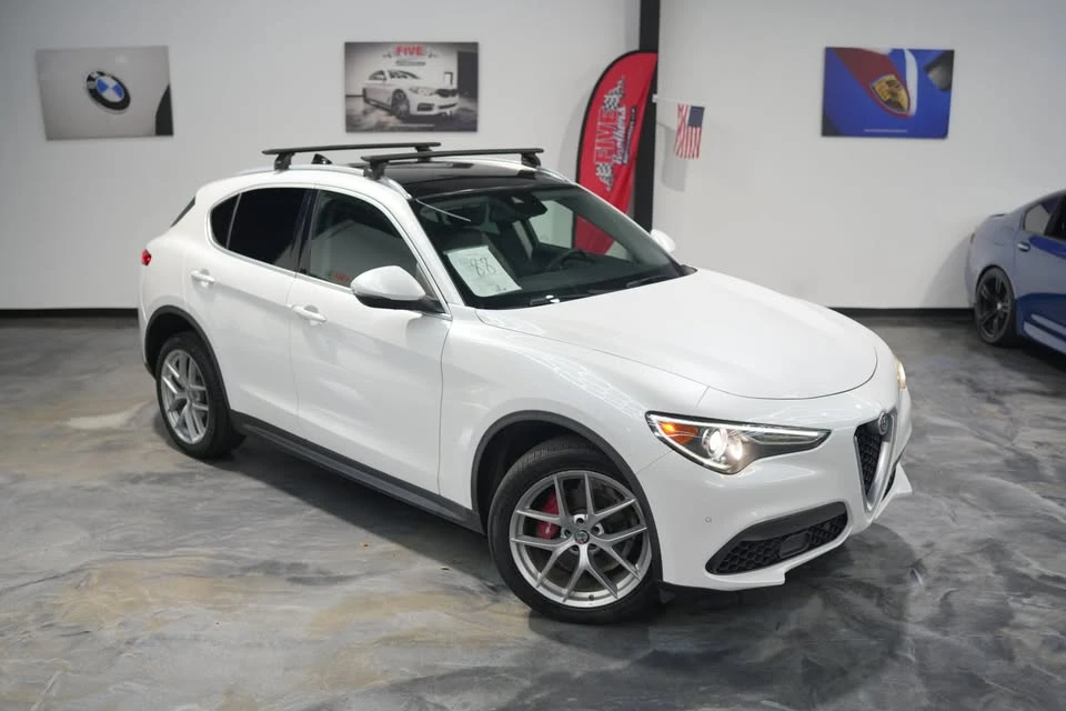 2018 Alfa Romeo Stelvio - Image 2 of 19