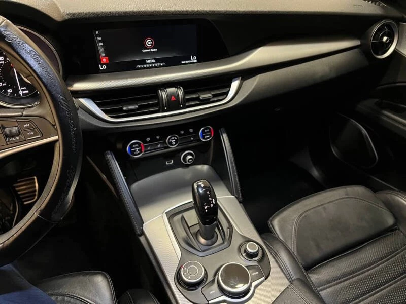 2018 Alfa Romeo Stelvio - Image 12 of 17
