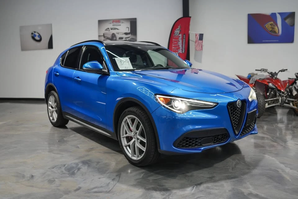 2018 Alfa Romeo Stelvio - Image 8 of 19