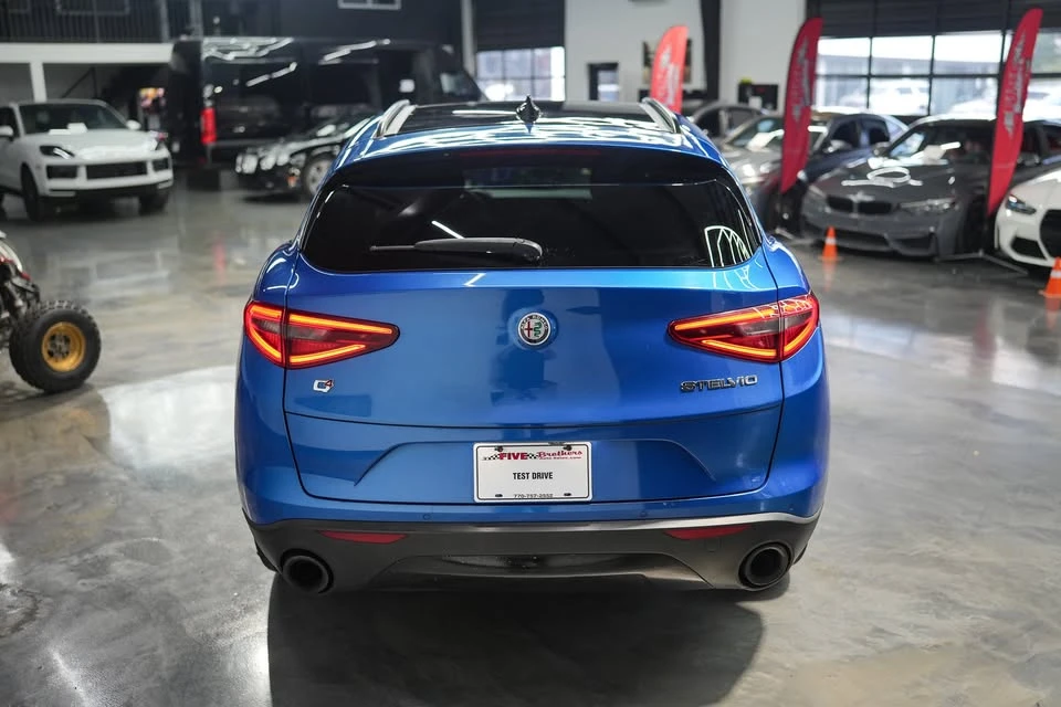 2018 Alfa Romeo Stelvio - Image 11 of 19