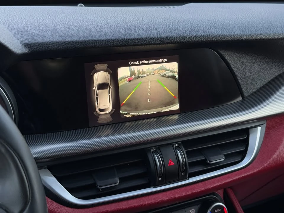 2018 Alfa Romeo Stelvio - Image 16 of 18