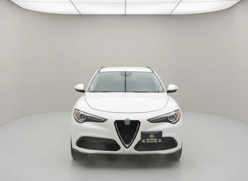 2018 Alfa Romeo Stelvio - Image 2 of 18