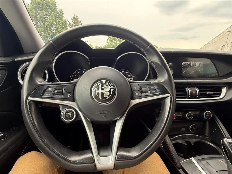 2018 Alfa Romeo Stelvio - Image 15 of 20