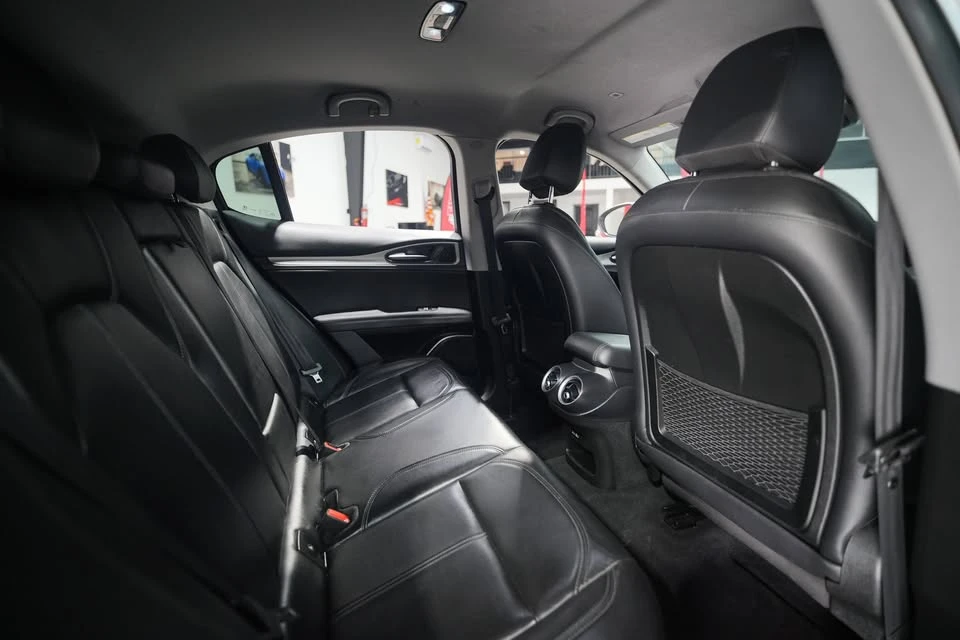 2018 Alfa Romeo Stelvio - Image 20 of 20