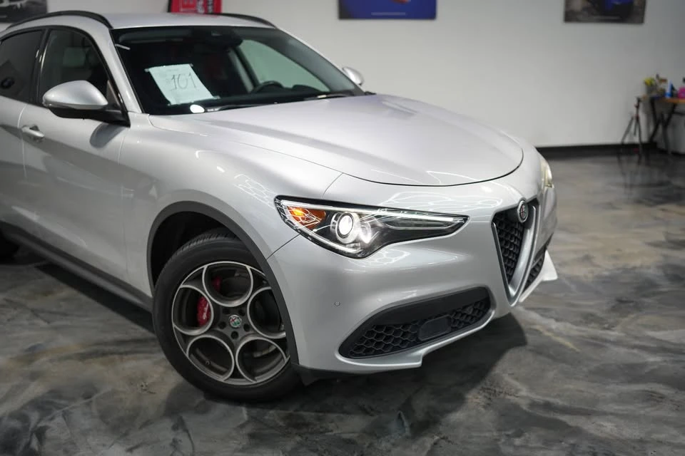 2018 Alfa Romeo Stelvio - Image 2 of 20