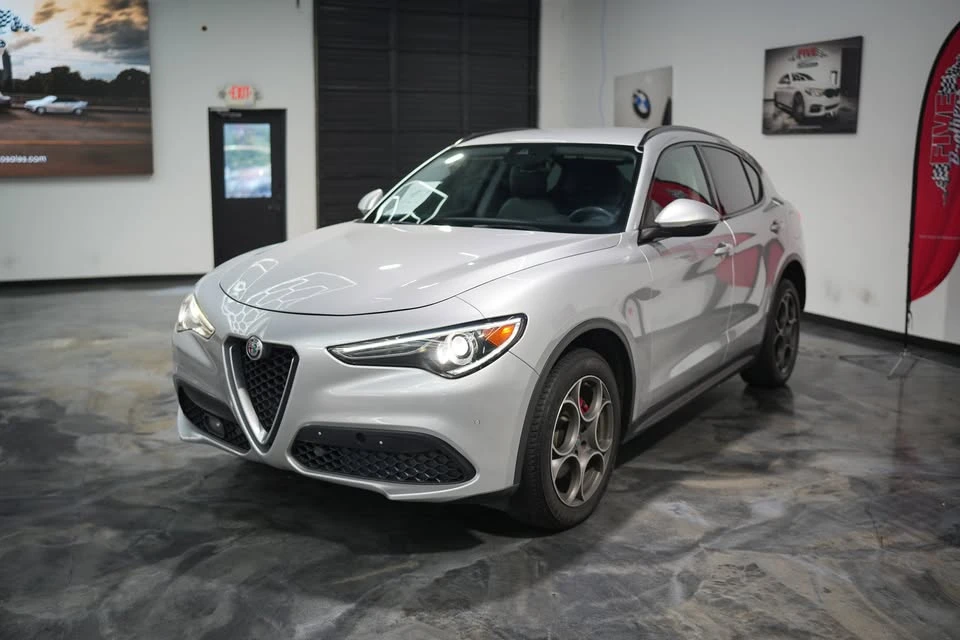 2018 Alfa Romeo Stelvio - Image 8 of 20