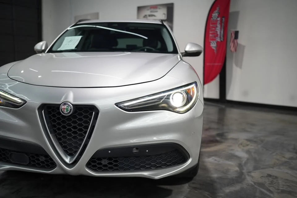 2018 Alfa Romeo Stelvio - Image 5 of 20