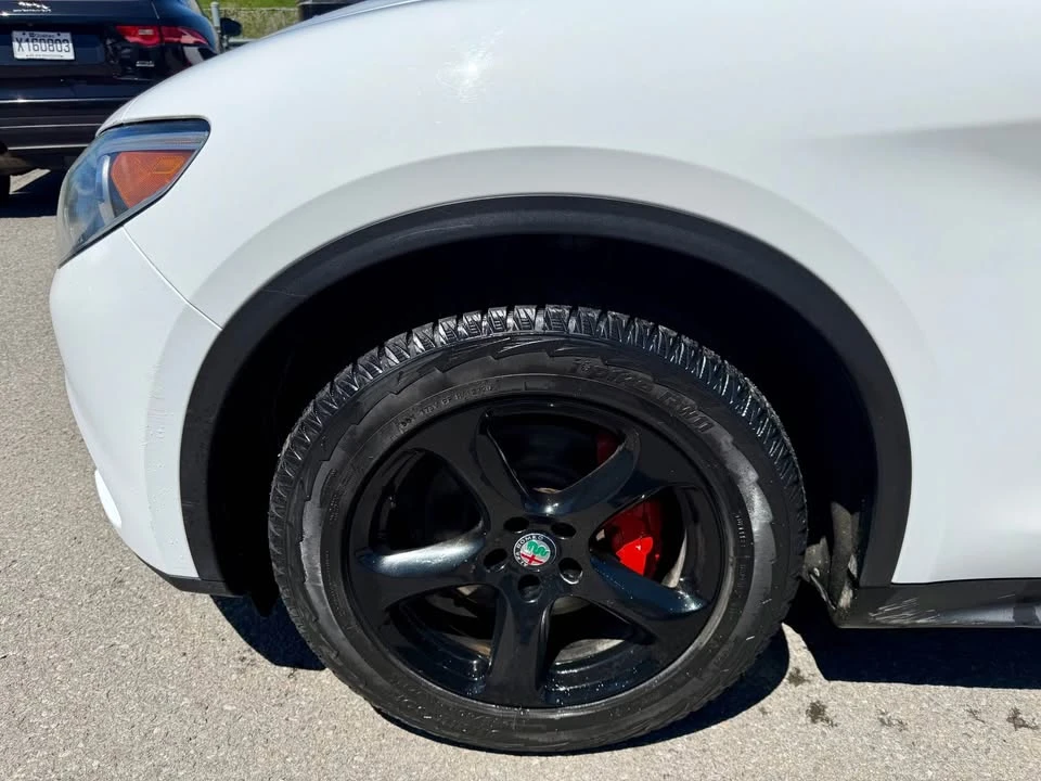 2018 Alfa Romeo Stelvio - Image 9 of 16