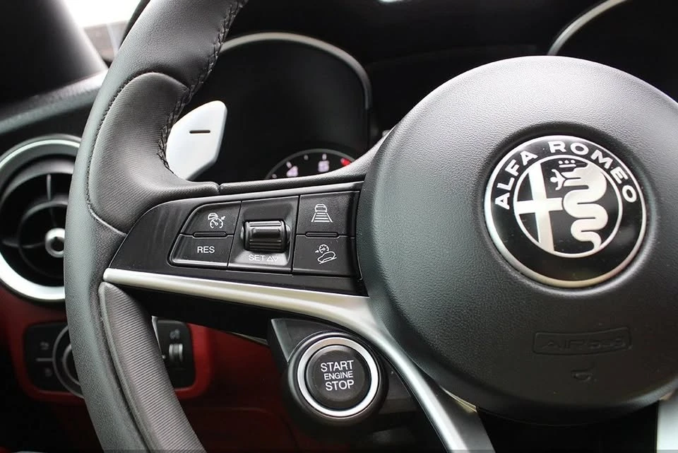 2018 Alfa Romeo Stelvio - Image 10 of 20