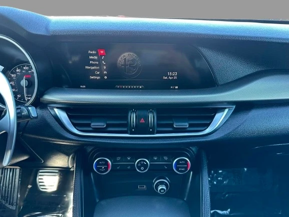 2018 Alfa Romeo Stelvio - Image 14 of 20