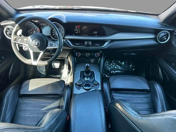 2018 Alfa Romeo Stelvio - Image 11 of 20
