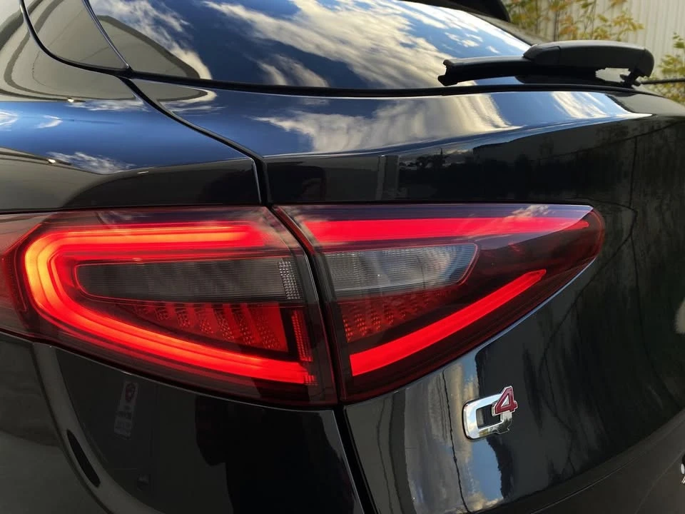 2018 Alfa Romeo Stelvio - Image 14 of 18