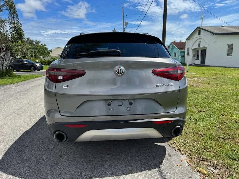 2018 Alfa Romeo Stelvio - Image 5 of 14