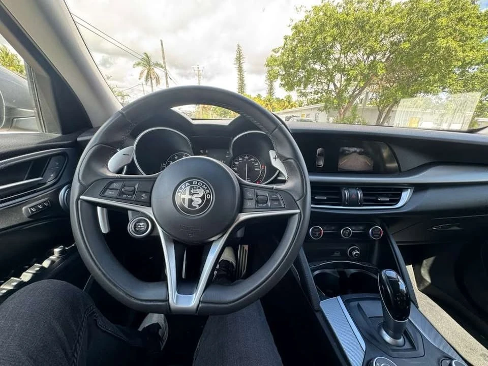 2018 Alfa Romeo Stelvio - Image 13 of 14