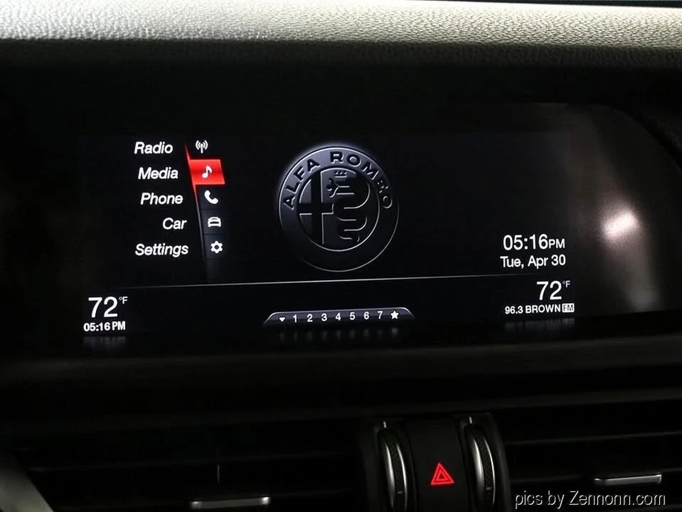2018 Alfa Romeo Stelvio - Image 18 of 20