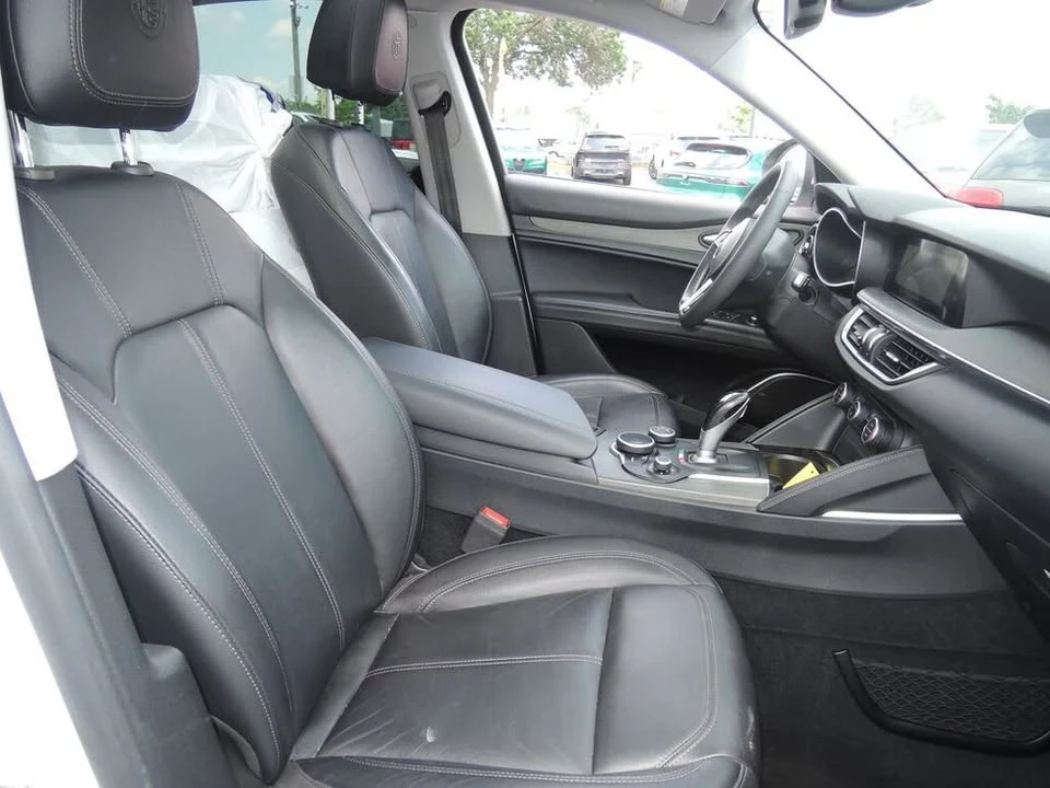 2018 Alfa Romeo Stelvio - Image 7 of 10