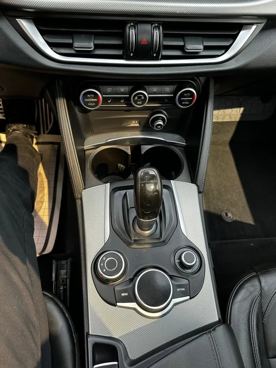 2018 Alfa Romeo Stelvio - Image 11 of 11