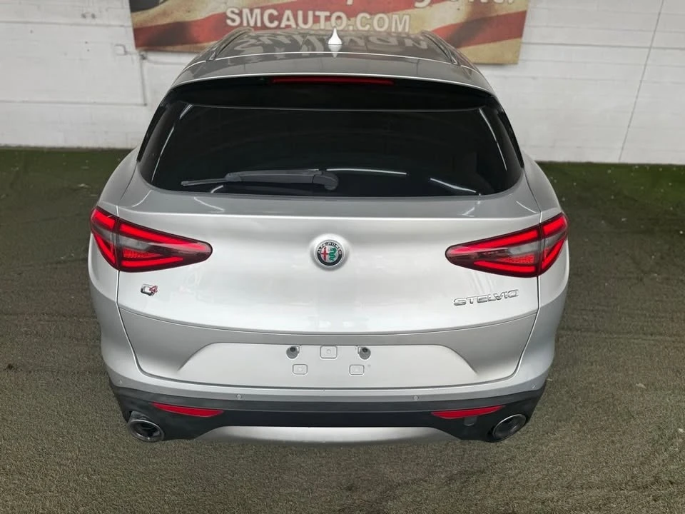 2018 Alfa Romeo Stelvio - Image 18 of 20