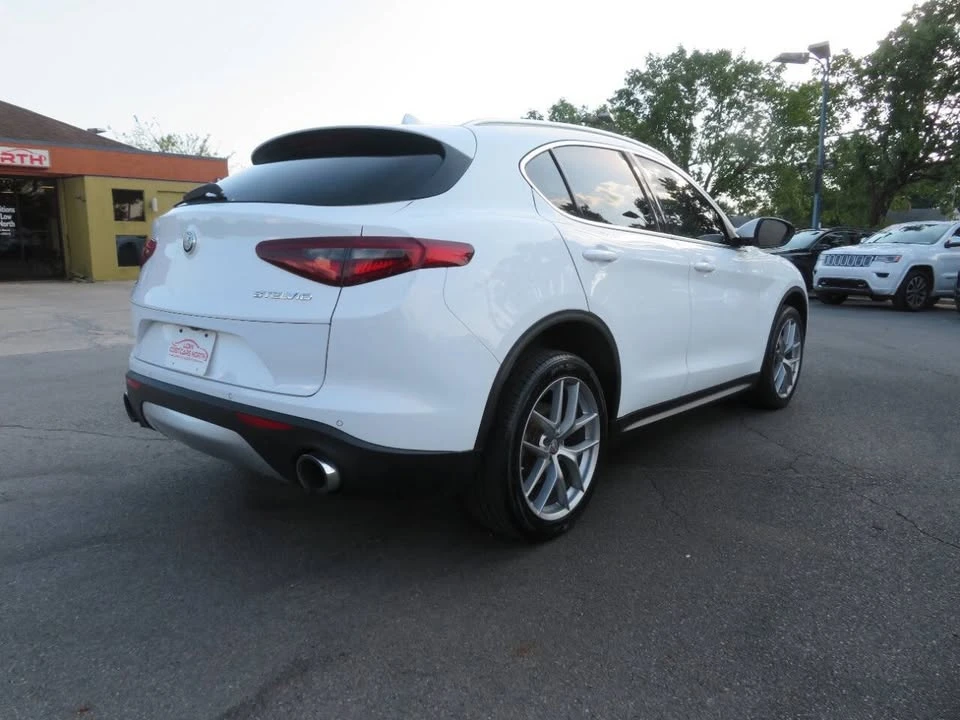 2018 Alfa Romeo Stelvio - Image 8 of 20