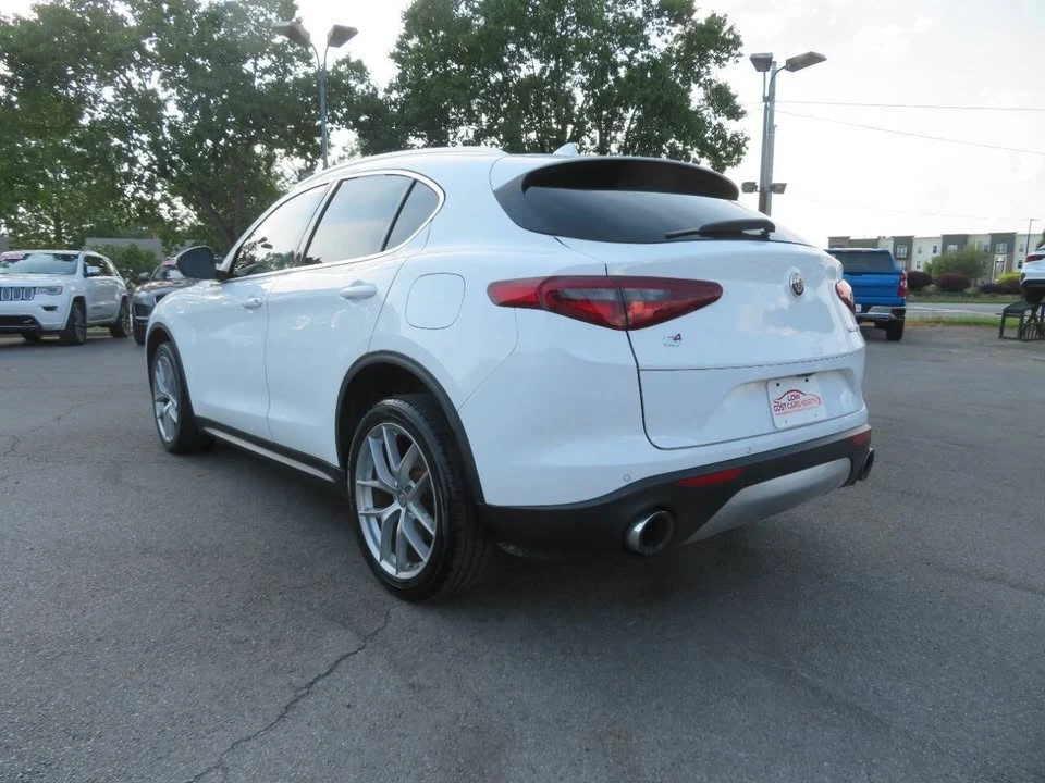 2018 Alfa Romeo Stelvio - Image 7 of 20