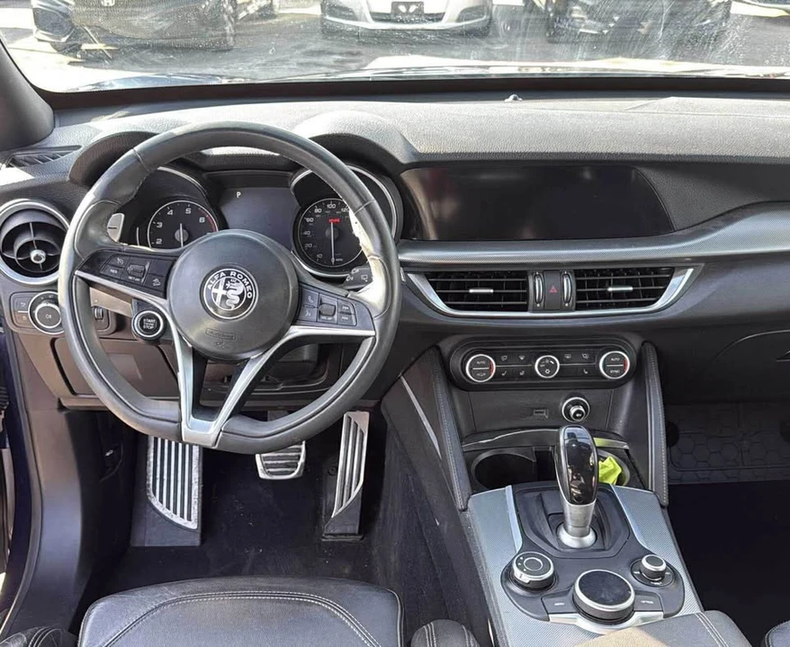 2018 Alfa Romeo Stelvio - Image 4 of 10