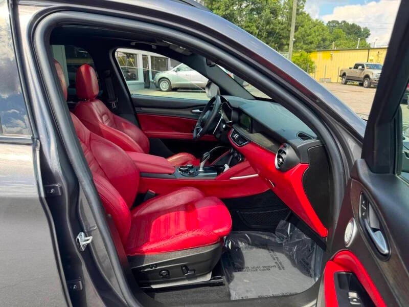 2018 Alfa Romeo Stelvio - Image 9 of 20