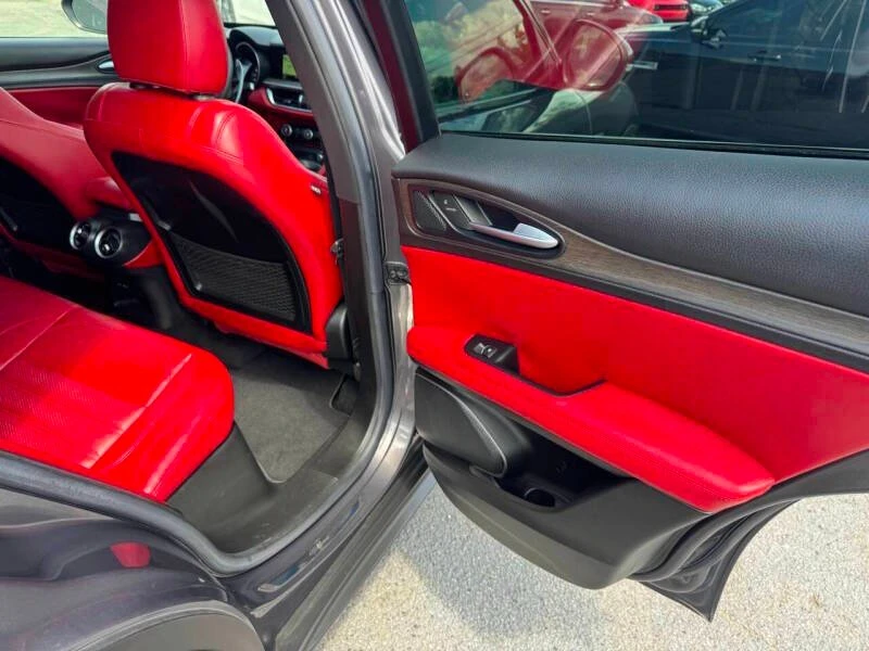 2018 Alfa Romeo Stelvio - Image 12 of 20