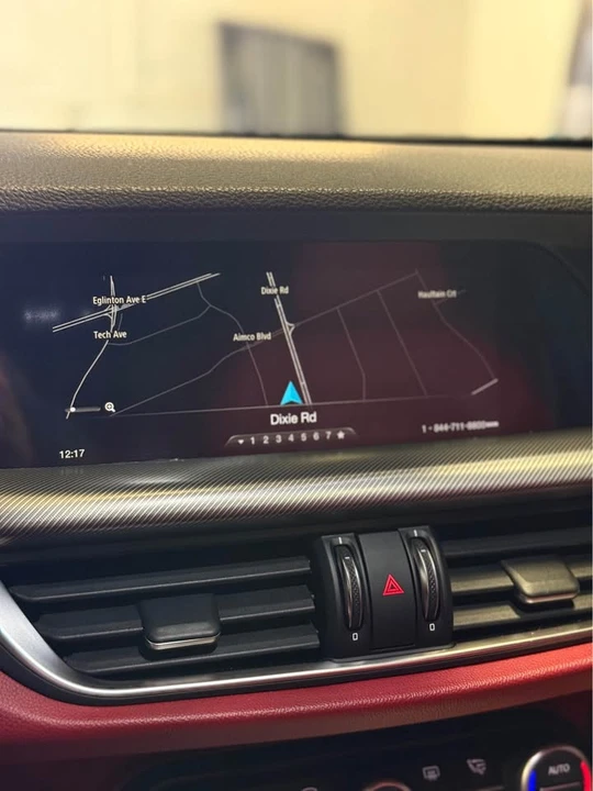 2018 Alfa Romeo Stelvio - Image 17 of 20