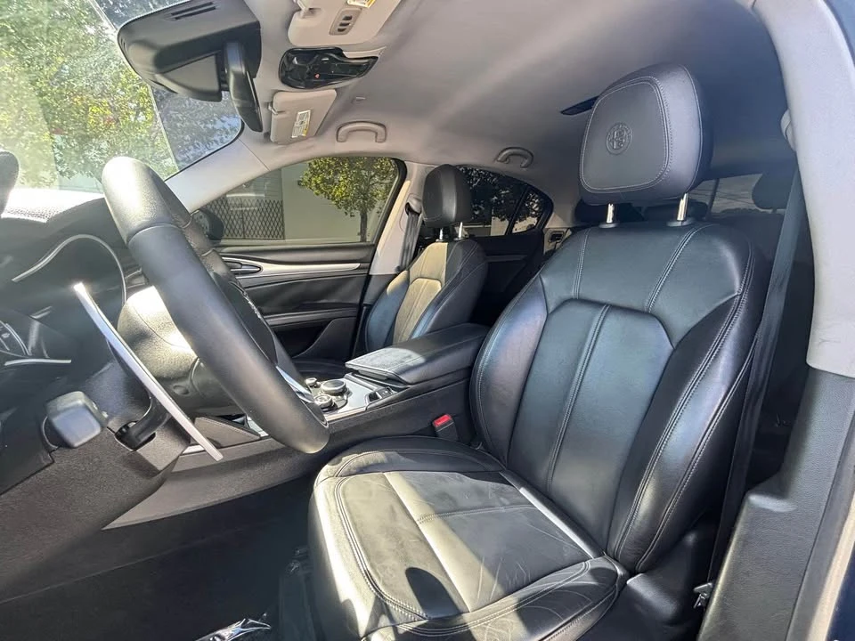 2018 Alfa Romeo Stelvio - Image 11 of 17