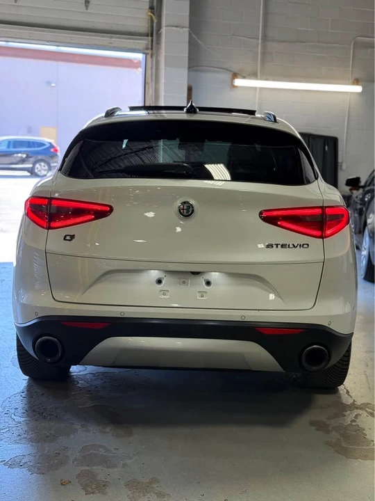 2018 Alfa Romeo Stelvio - Image 7 of 20