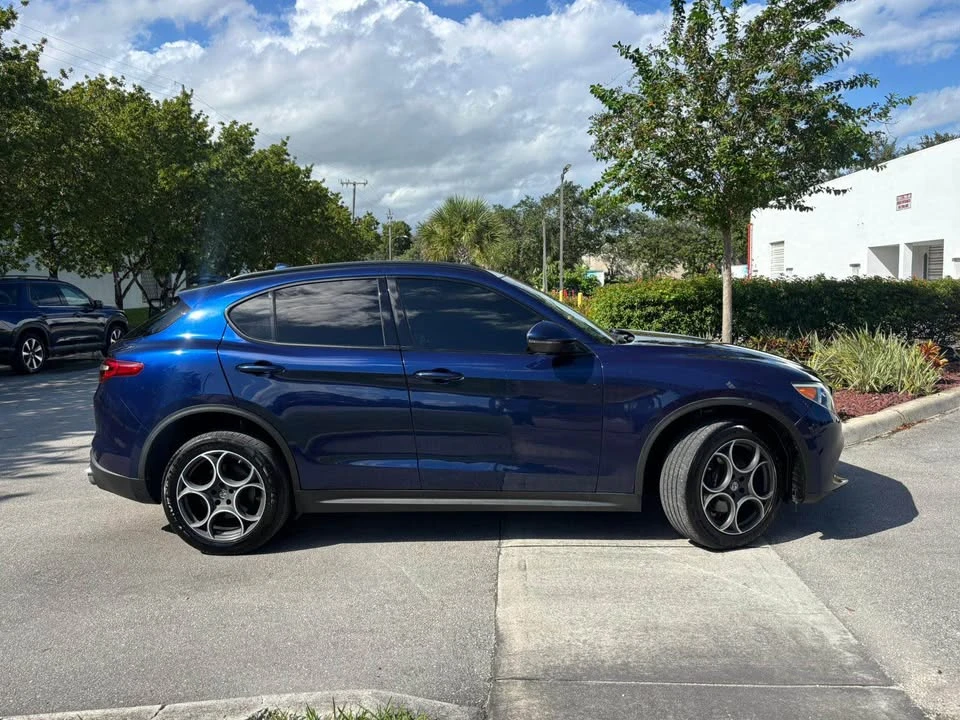 2018 Alfa Romeo Stelvio - Image 3 of 17