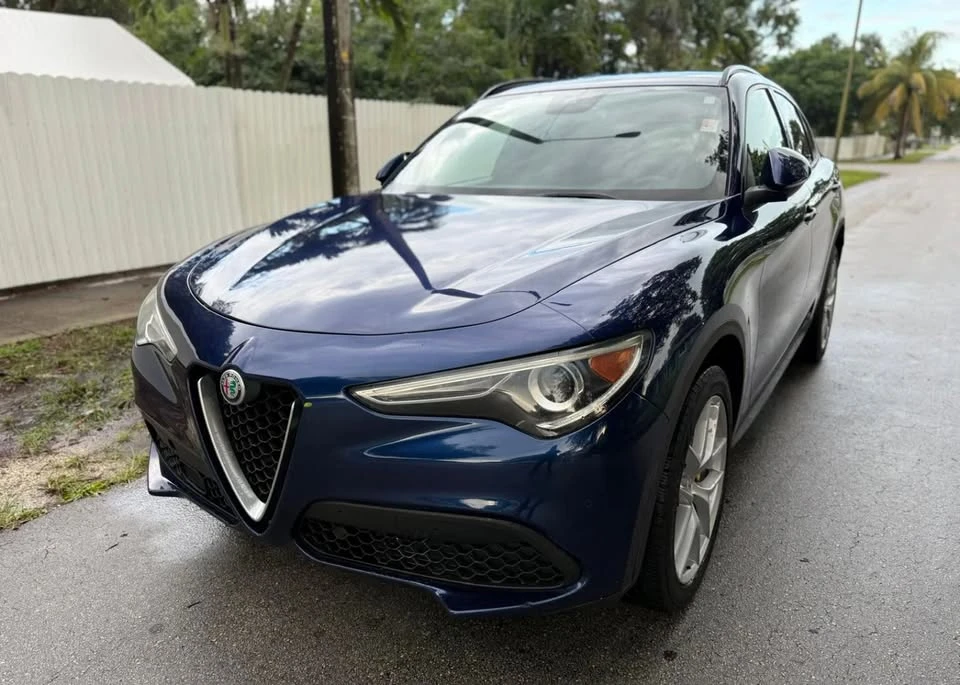 2018 Alfa Romeo Stelvio - Image 2 of 18