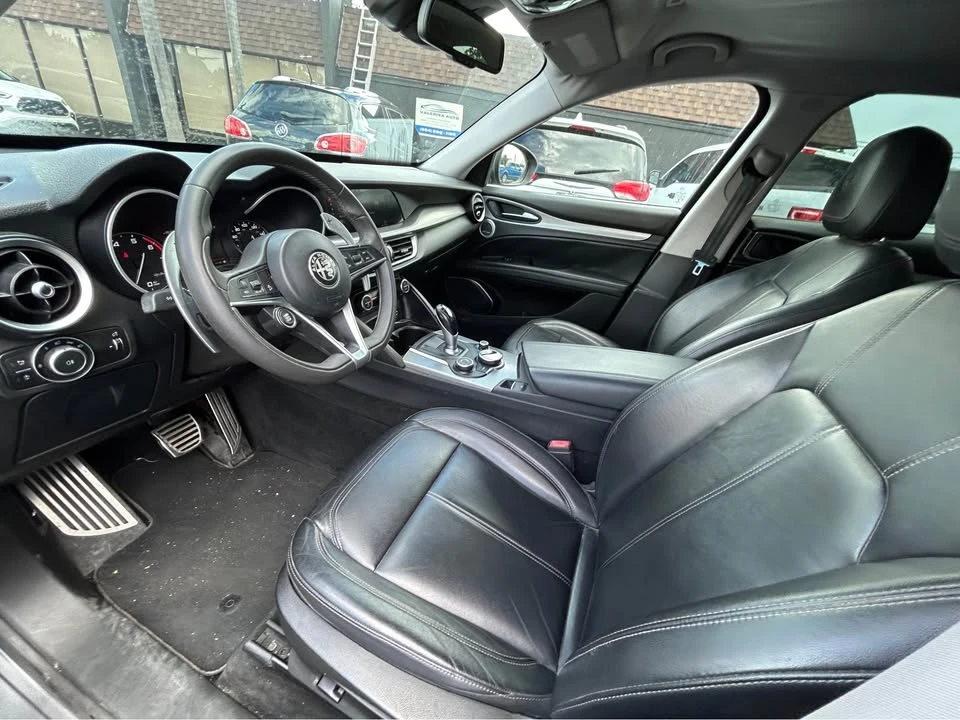 2018 Alfa Romeo Stelvio - Image 10 of 12