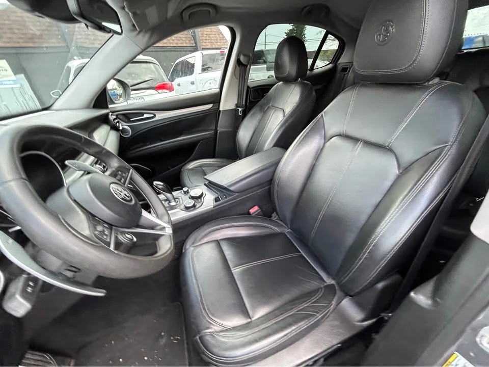 2018 Alfa Romeo Stelvio - Image 11 of 12