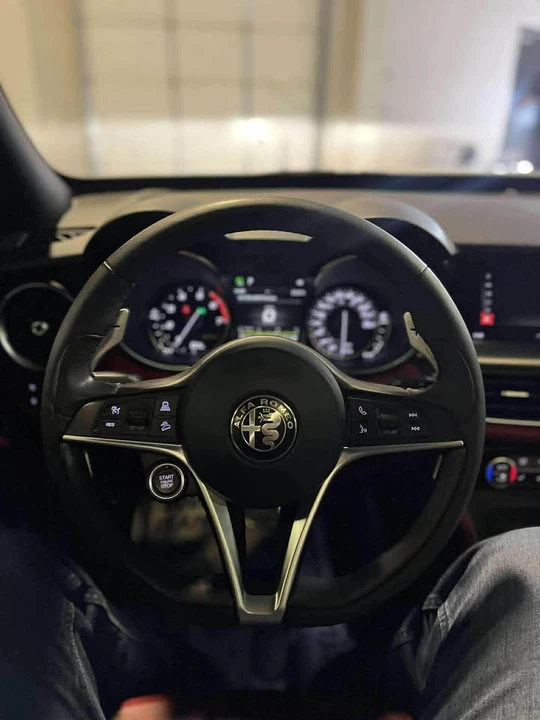 2018 Alfa Romeo Stelvio - Image 9 of 14