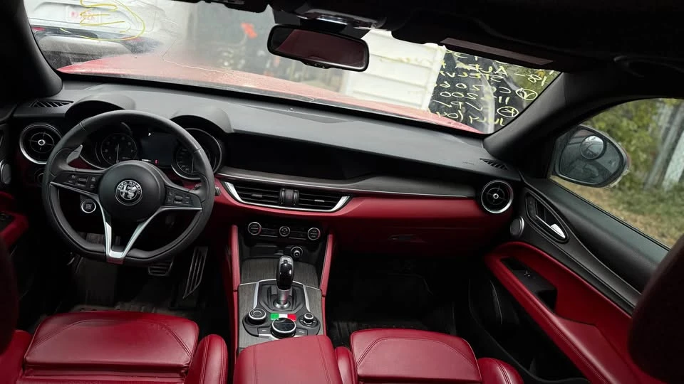 2018 Alfa Romeo Stelvio - Image 11 of 11