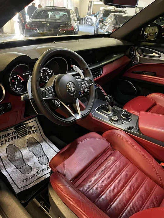 2018 Alfa Romeo Stelvio - Image 8 of 14