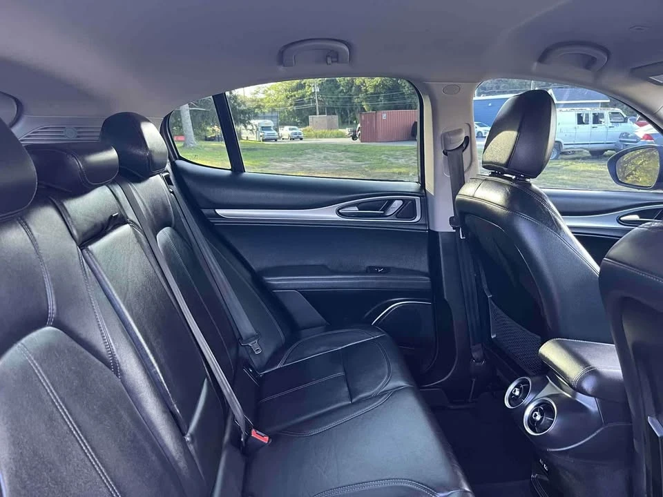 2018 Alfa Romeo Stelvio - Image 14 of 20