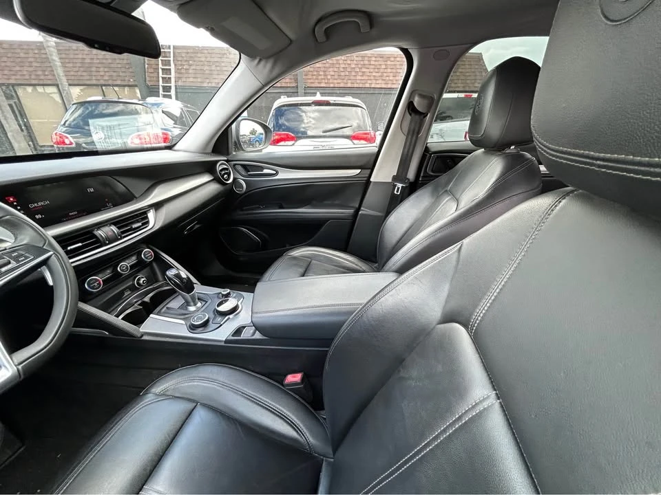 2018 Alfa Romeo Stelvio - Image 8 of 12