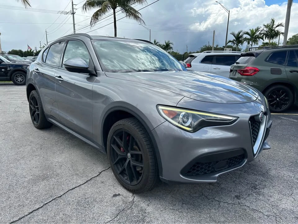 2018 Alfa Romeo Stelvio - Image 2 of 12