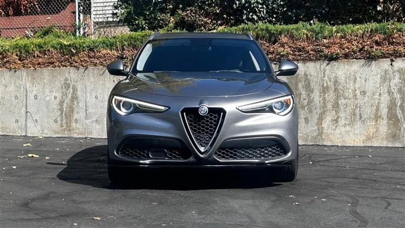 2018 Alfa Romeo Stelvio - Image 2 of 20