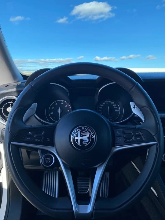 2018 Alfa Romeo Stelvio - Image 10 of 19