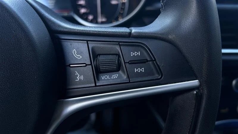 2018 Alfa Romeo Stelvio - Image 9 of 17