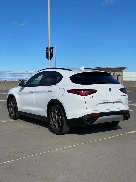 2018 Alfa Romeo Stelvio - Image 6 of 19