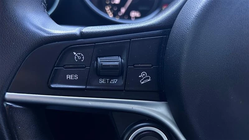 2018 Alfa Romeo Stelvio - Image 14 of 20