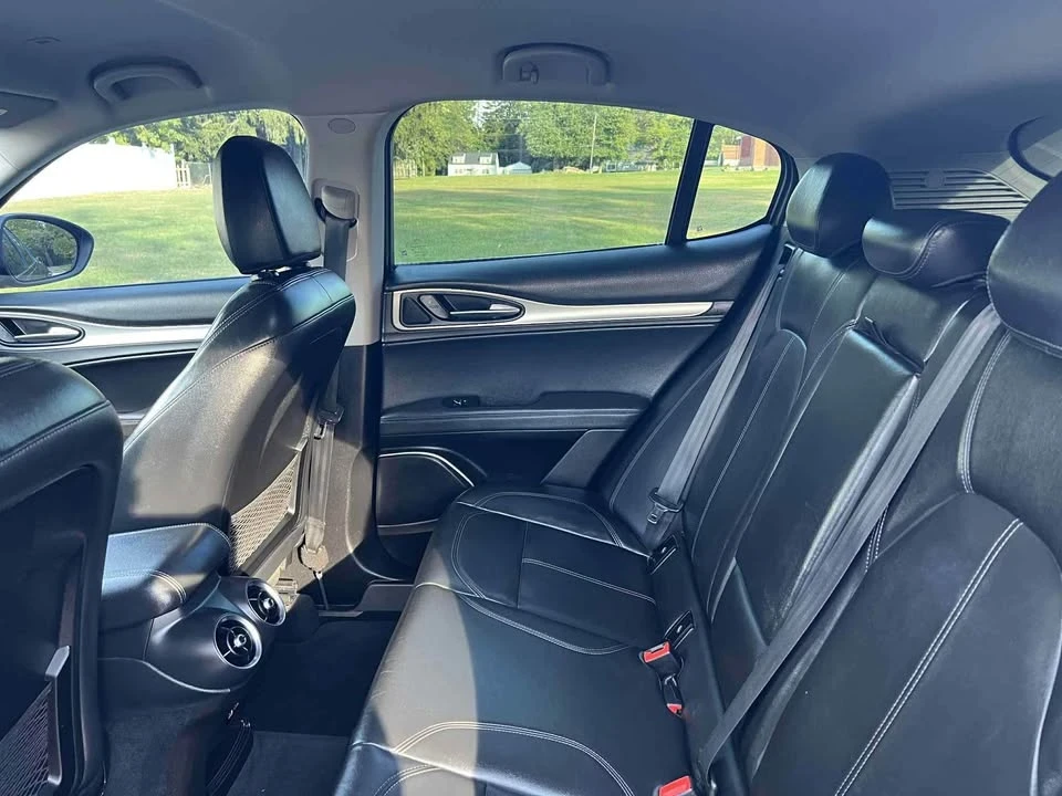 2018 Alfa Romeo Stelvio - Image 11 of 20